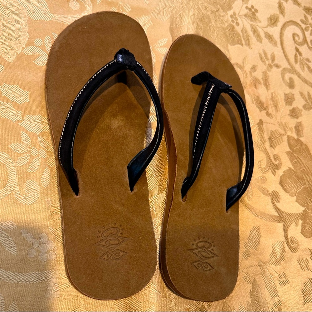 Slippers Size 9
